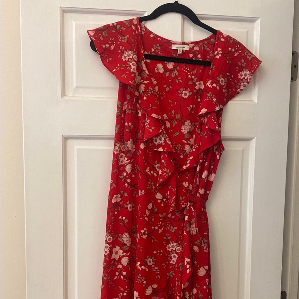 Max studio wrap dress